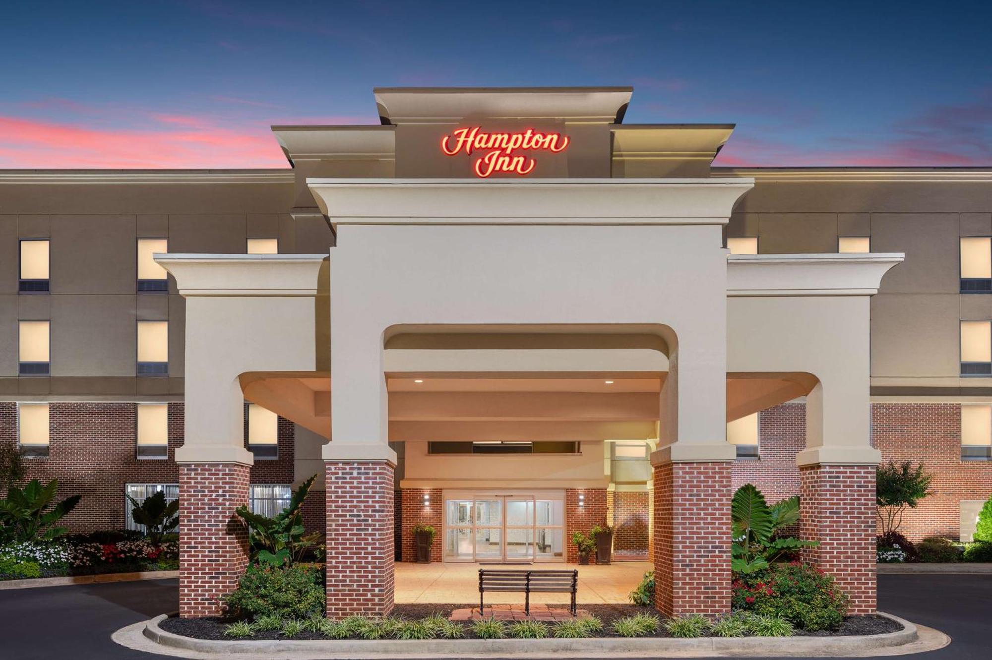 Hampton Atlanta 3*